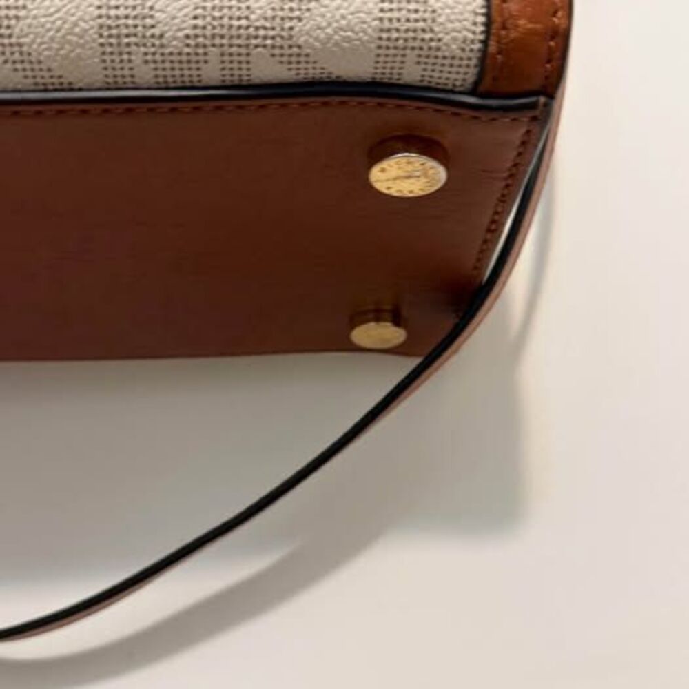 Michael Kors Signature Medium Satchel Crossbody Handbag - Off-White/Luggage Brow - Picture 5 of 10